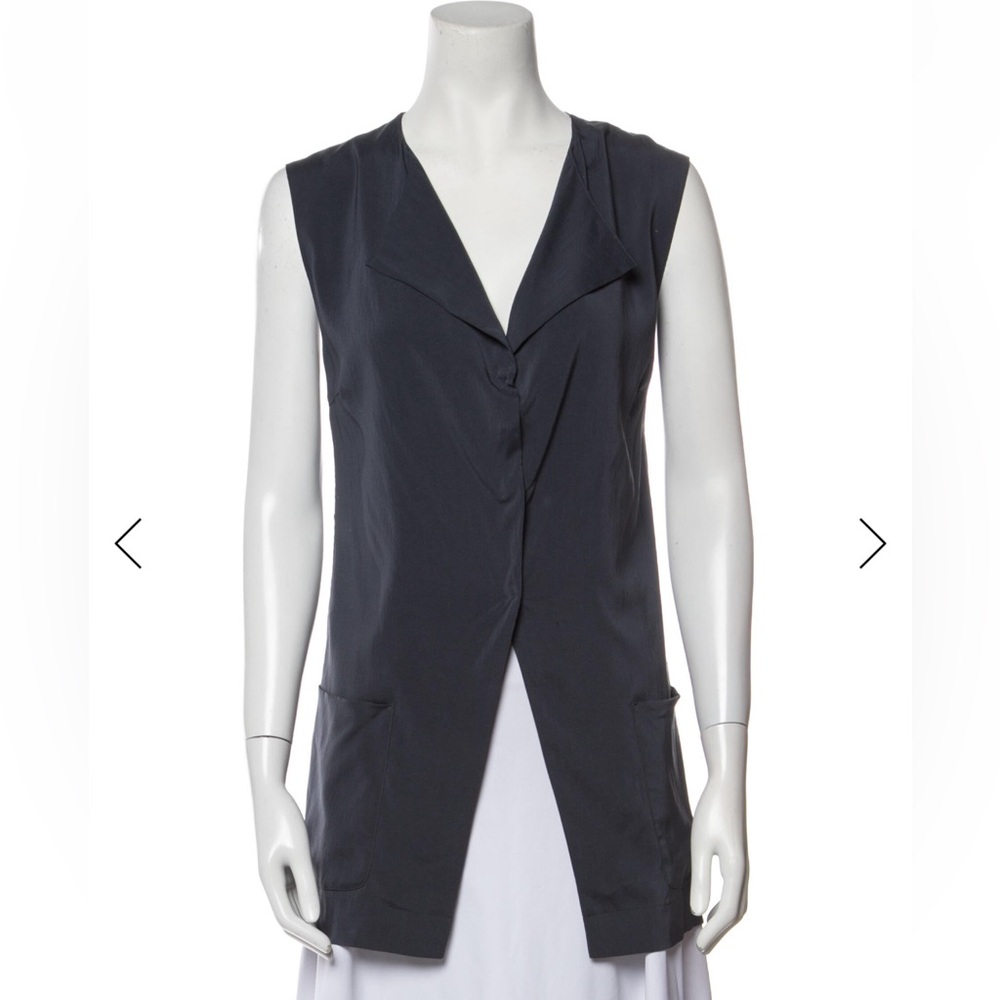 Brunello Cucinelli Silk Vest / Blouse excellent condition